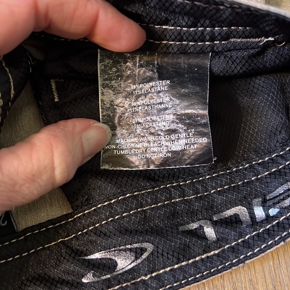 O’Neil Hybrid Shorts Boys Size 26 - Picture 5 of 6